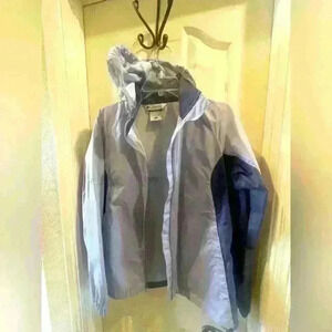 Columbia rain jacket in size Medium. Purple and lavender.
